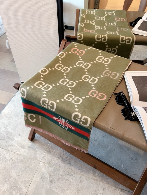 ブランドマフラー素材ディテール